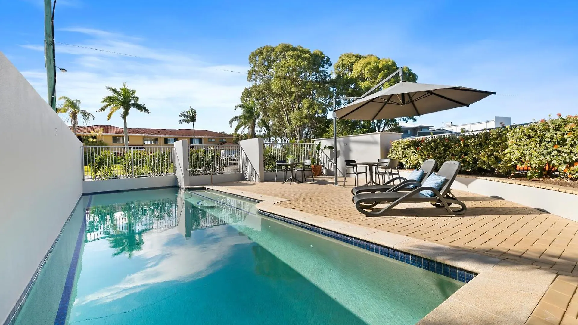 On The Bay Apartments Bongaree