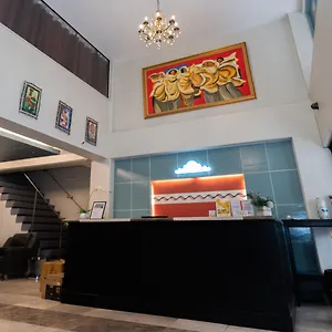 https://the-royale-house-travel-inn-suites.davao-hotels.com