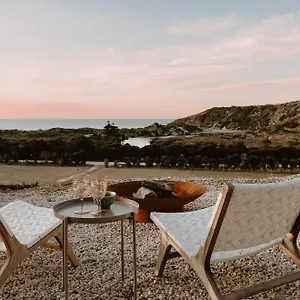 https://middle-river-vista.adelaidehotels-au.com