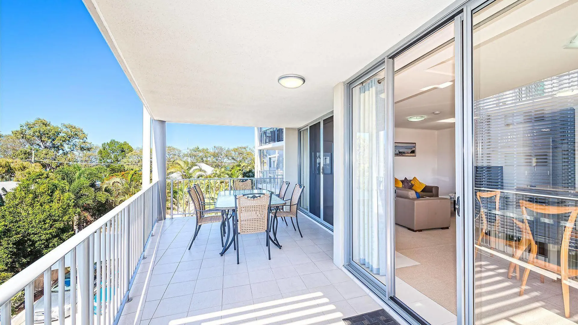 On The Bay Apartments Bongaree 4*,  Australia