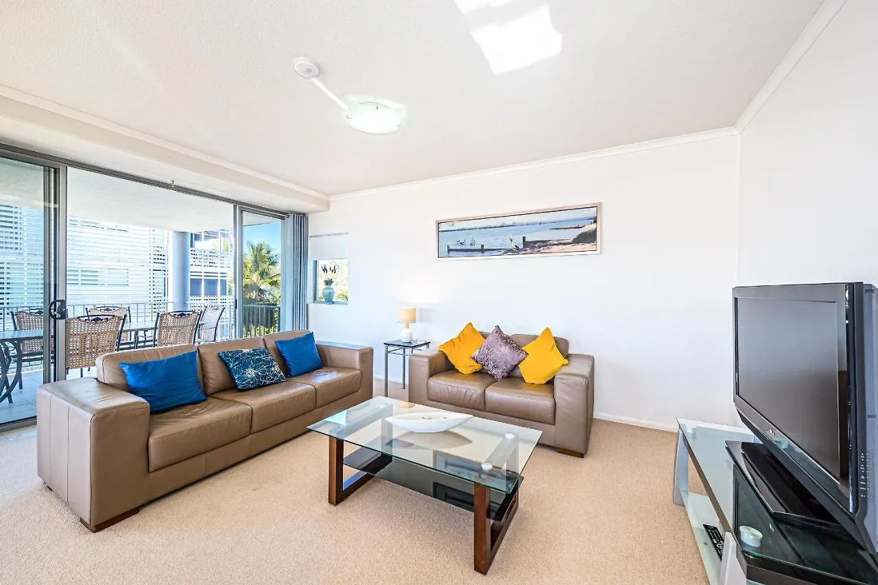 On The Bay Apartments Bongaree Aparthotel